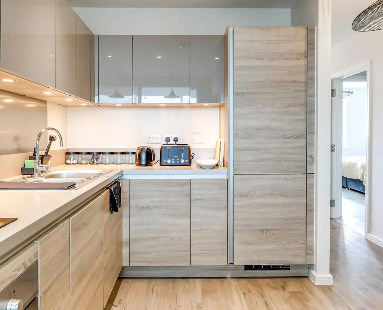The Quarters - Pioneer Apartment London